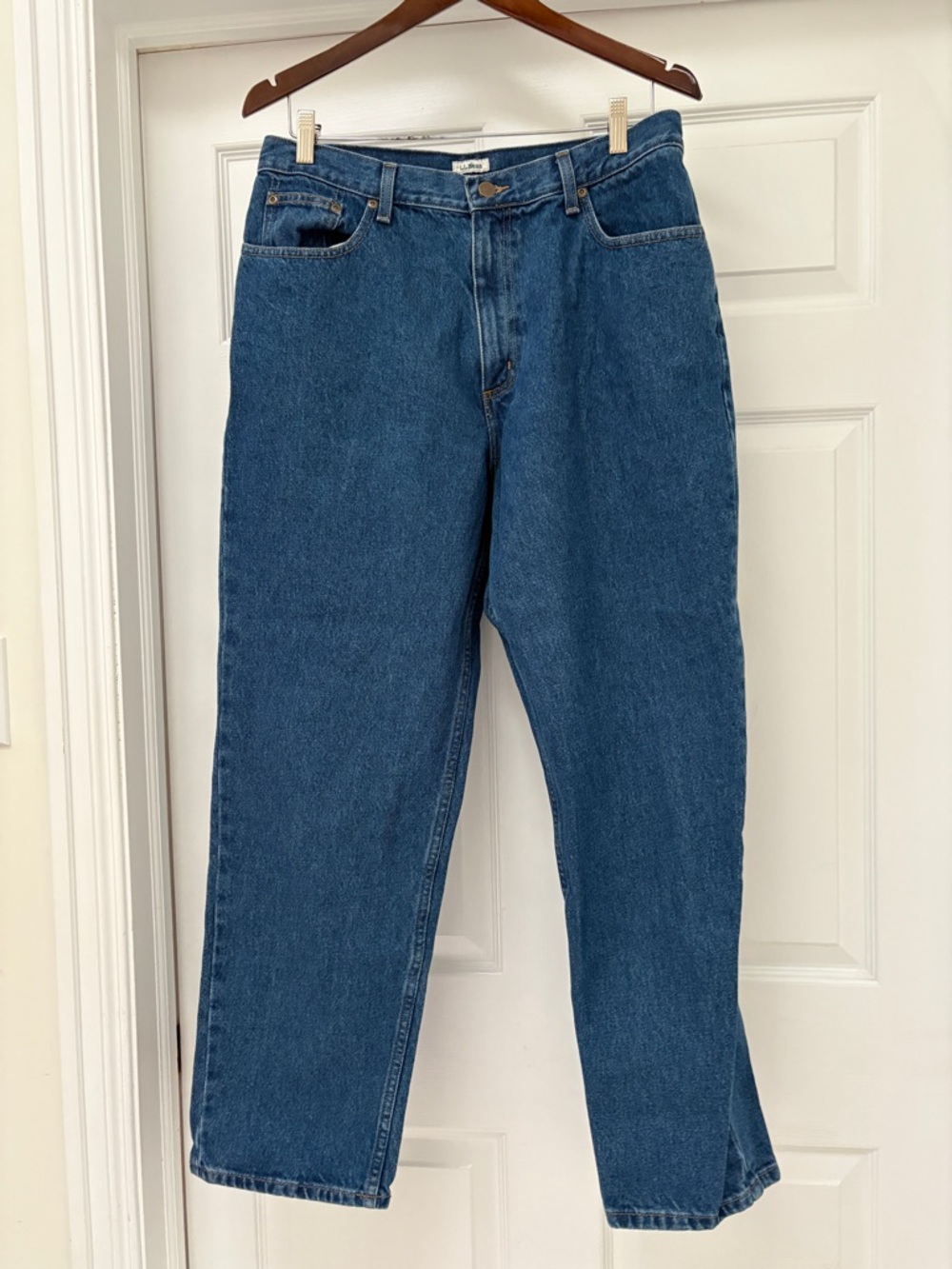 L.L. Bean Women's Straight-Leg Relaxed Fit Denim Jeans size 14